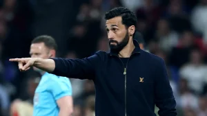 Arbeloa prende la remontada: Real Madrid busca vuelta tras el 0-2 con vida