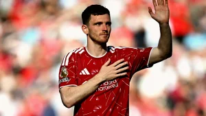 Tottenham confirmó la llegada de Andy Robertson para el próximo ciclo