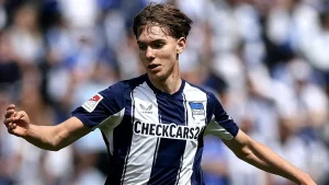 Liverpool insiste por el prodigio alemán de 16 años Eichhorn