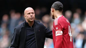 Van Dijk sobre la salida de Arne Slot: “No me lo pidieron